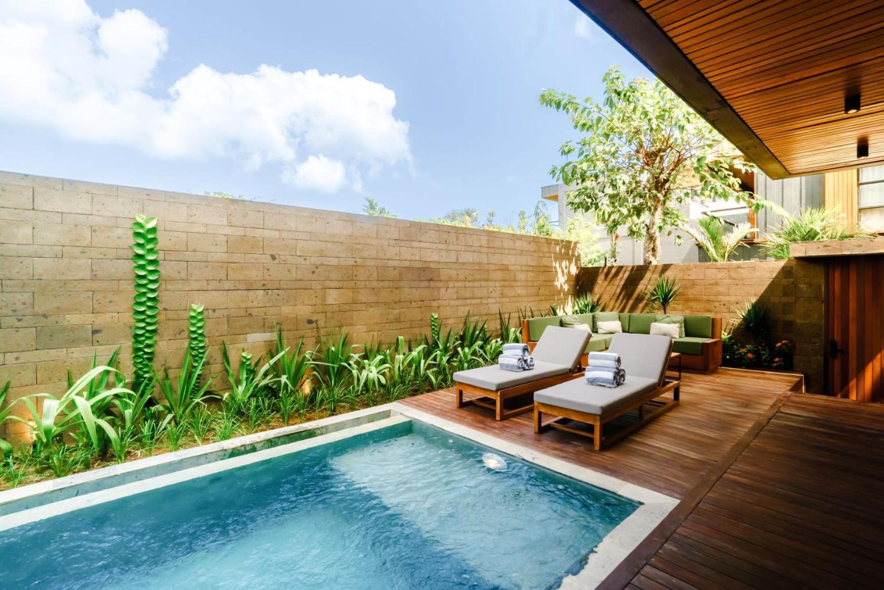 Secana Beachtown Resort & Residences Canggu  Exterior photo